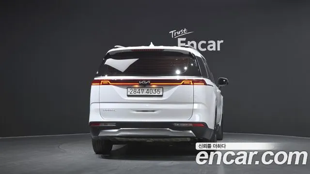 Kia Carnival 4th Gen — Фото автомобиля 4