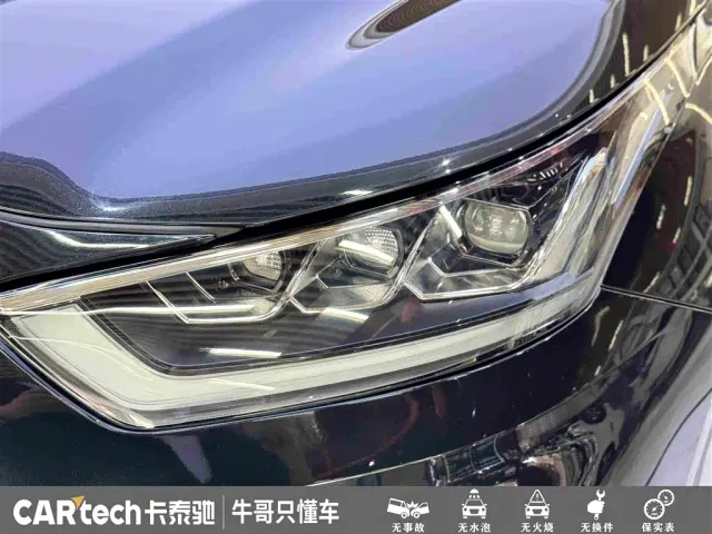 Toyota Highlander — Фото автомобиля 11