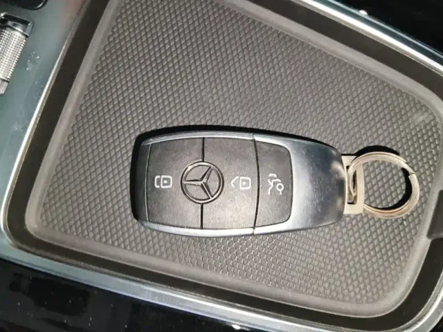 Mercedes-Benz GLA-Class — Фото автомобиля 8