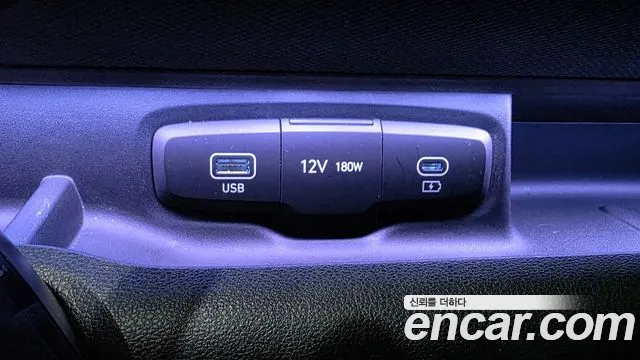 Hyundai Casper Electric — Фото автомобиля 12