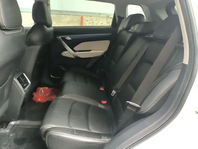 Geely Boyue — Фото автомобиля 16