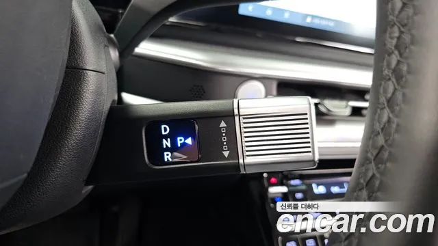 Hyundai Grandeur Grandeur (GN7) 2.5 Бензин 2WD — Фото автомобиля 8