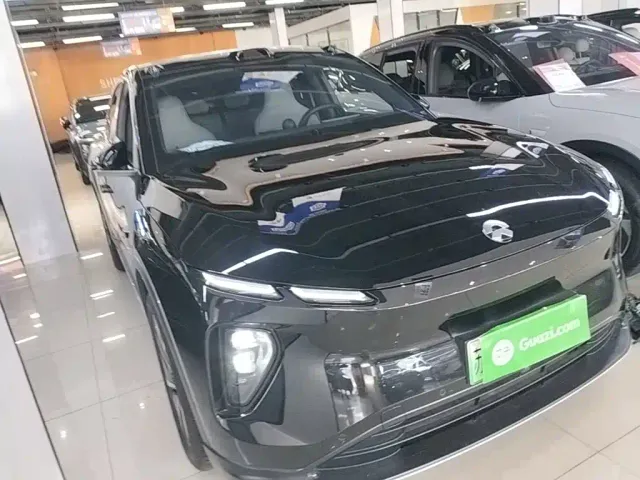 Nio EC6 — Фото автомобиля 3