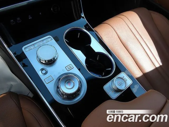 Genesis GV80 2.5T Бензин AWD — Фото автомобиля 11