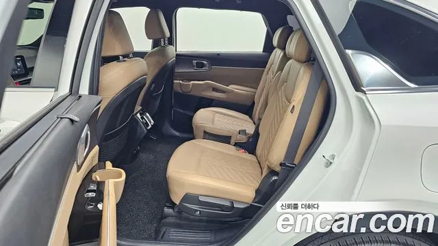 Kia Sorento Новый Sorento 4 поколение Бензин 2.5T 2WD — Фото автомобиля 11