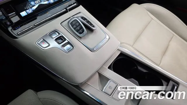 Hyundai Grandeur New — Фото автомобиля 9