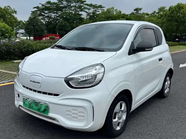 Roewe Clever — Фото автомобиля 3