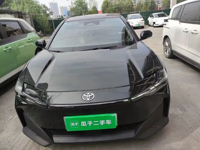 Toyota bZ3 — Фото автомобиля 2