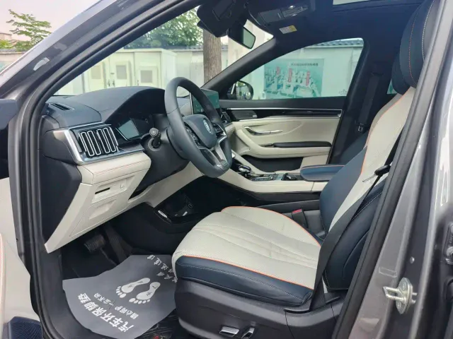 BYD Song PLUS — Фото автомобиля 8