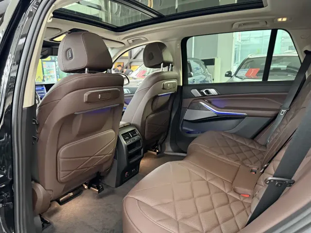 BMW X5 — Фото автомобиля 13
