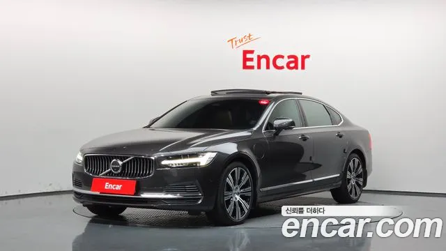 Фотография автомобиля — Volvo S90
