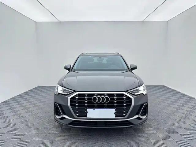 Audi Q3 — Фото автомобиля 2
