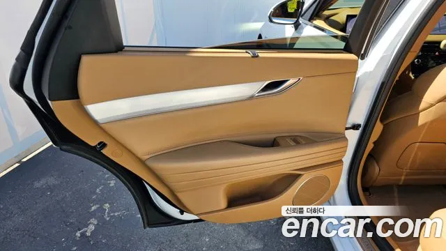 Genesis G80 Бензин 2.5 турбо AWD — Фото автомобиля 25