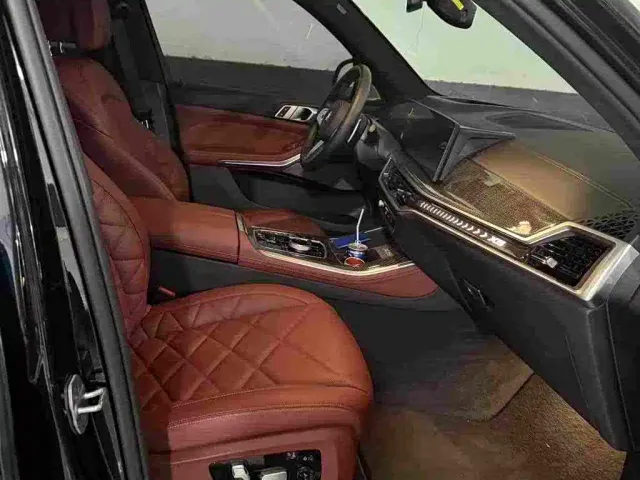 BMW X5 — Фото автомобиля 8