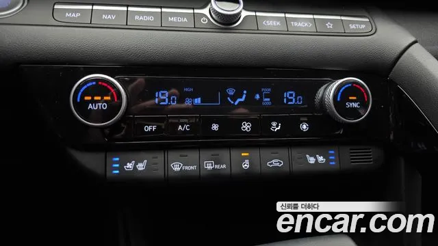 Hyundai Avante CN7 — Фото автомобиля 26