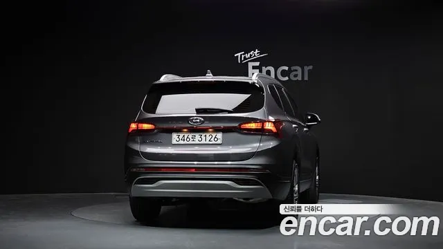 Hyundai Santafe Новый Santa Fe Дизель 2.2 2WD — Фото автомобиля 4