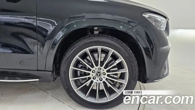 Mercedes-Benz GLE-Class — Фото автомобиля 5