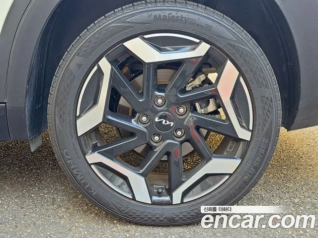 Kia Seltos — Фото автомобиля 16