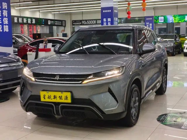 Фотография автомобиля — BYD Yuan UP