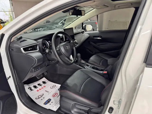 Toyota Corolla — Фото автомобиля 7