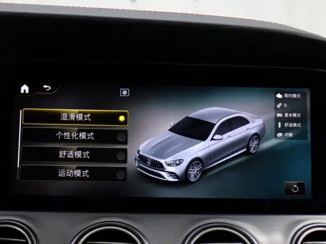 Mercedes-Benz E-Class AMG — Фото автомобиля 17