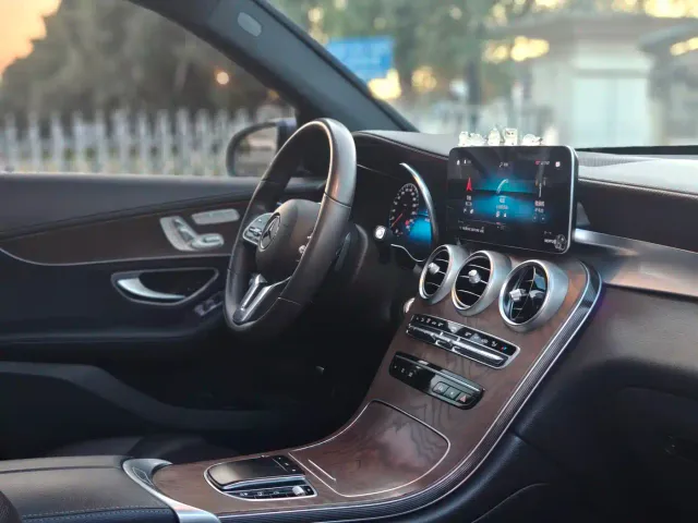 Mercedes-Benz GLC-Class — Фото автомобиля 10