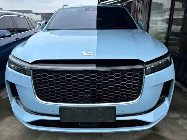 Li Auto ONE — Фото автомобиля 2
