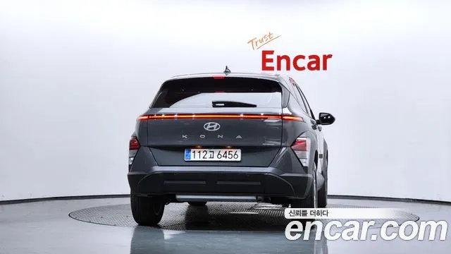 Hyundai Kona Kona (SX2) Бензин 1.6 турбо 2WD — Фото автомобиля 4