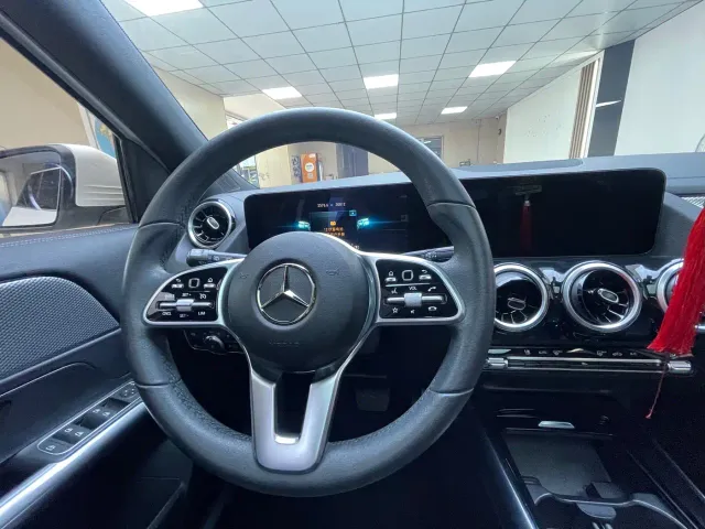 Mercedes-Benz GLA-Class — Фото автомобиля 11
