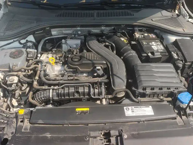 Volkswagen Lavida 2024 Model 300TSI DSG Starlight Leading Edition — Фото автомобиля 10