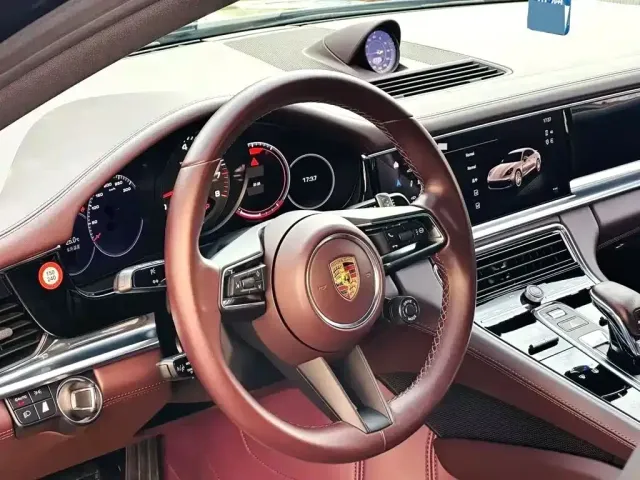Porsche Panamera — Фото автомобиля 4