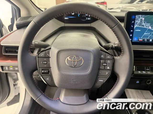 Toyota Prius 5th Gen — Фото автомобиля 10
