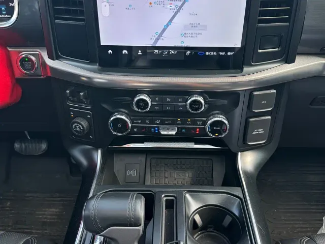 Ford F-150 Raptor — Фото автомобиля 8