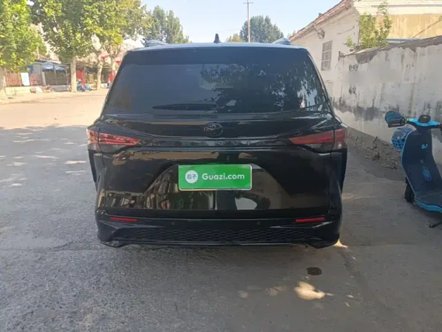 Toyota Granvia — Фото автомобиля 5