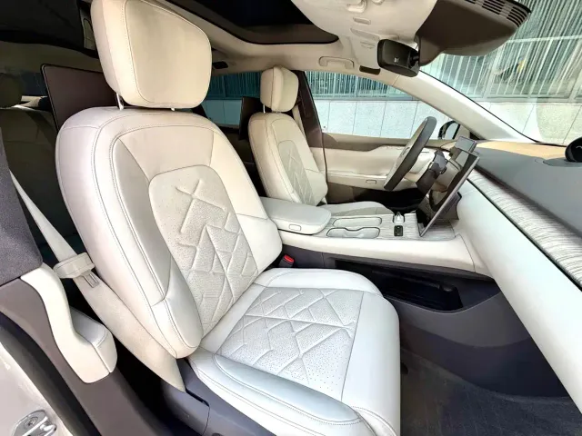 Nio ET7 — Фото автомобиля 8