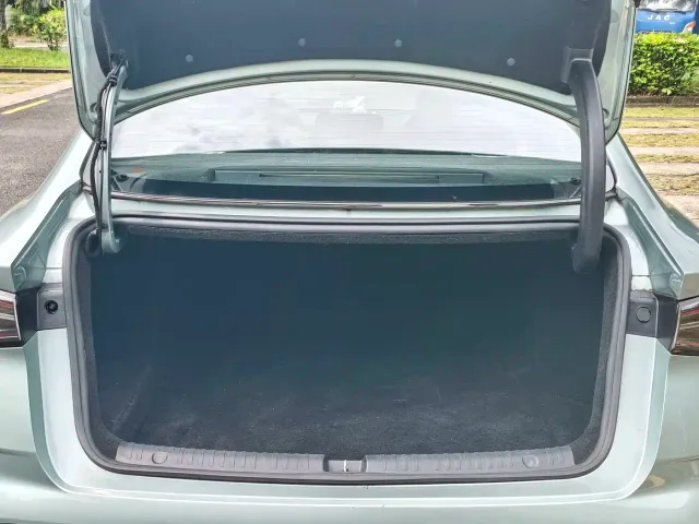 BYD Seal 06 — Фото автомобиля 10