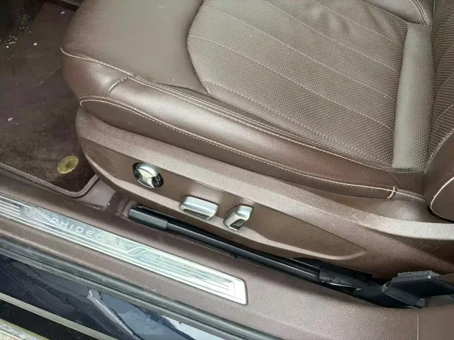 Volkswagen Phideon — Фото автомобиля 14
