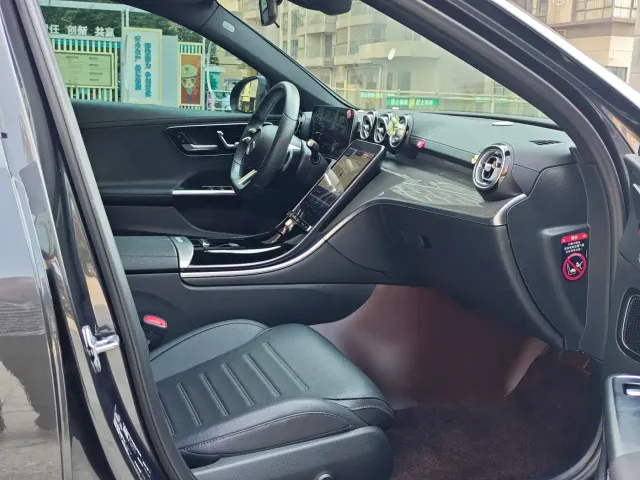 Mercedes-Benz C-Class — Фото автомобиля 11
