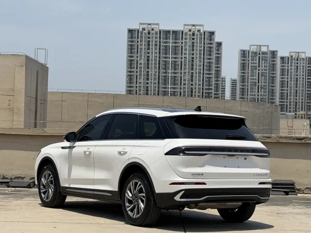 Lincoln Corsair — Фото автомобиля 7