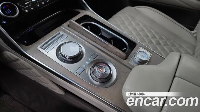 Genesis GV80 — Фото автомобиля 12