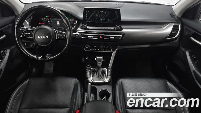 Kia Seltos — Фото автомобиля 10