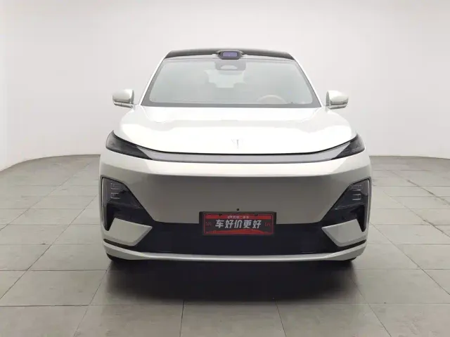 Deepal Deep Blue S09 2025 AWD Ultra+ Haute Couture Edition — Фото автомобиля 3