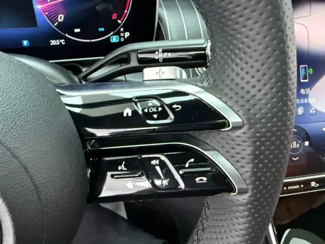 Mercedes-Benz GLC-Class — Фото автомобиля 12