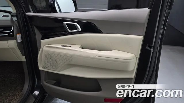 Kia Carnival — Фото автомобиля 13