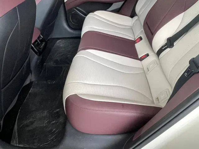 BYD Seal 07 DM-i — Фото автомобиля 10
