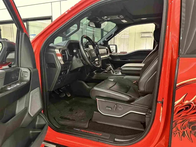Ford F-150 Raptor — Фото автомобиля 11