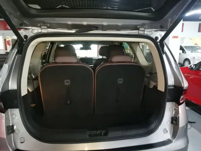 Geely Jiaji — Фото автомобиля 18