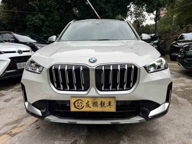 BMW X1 — Фото автомобиля 2