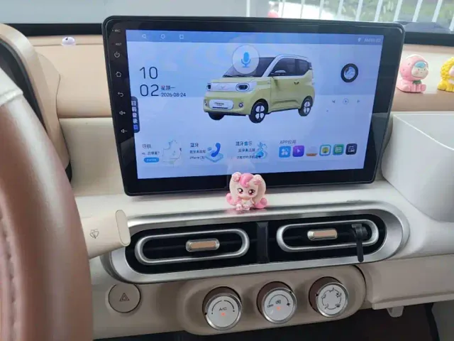 Wuling Hongguang Mini EV — Фото автомобиля 12
