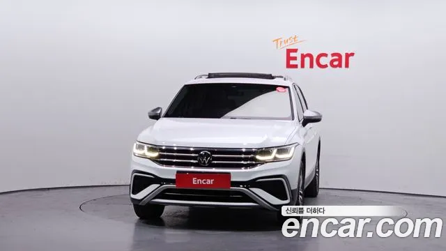 Volkswagen Tiguan — Фото автомобиля 3